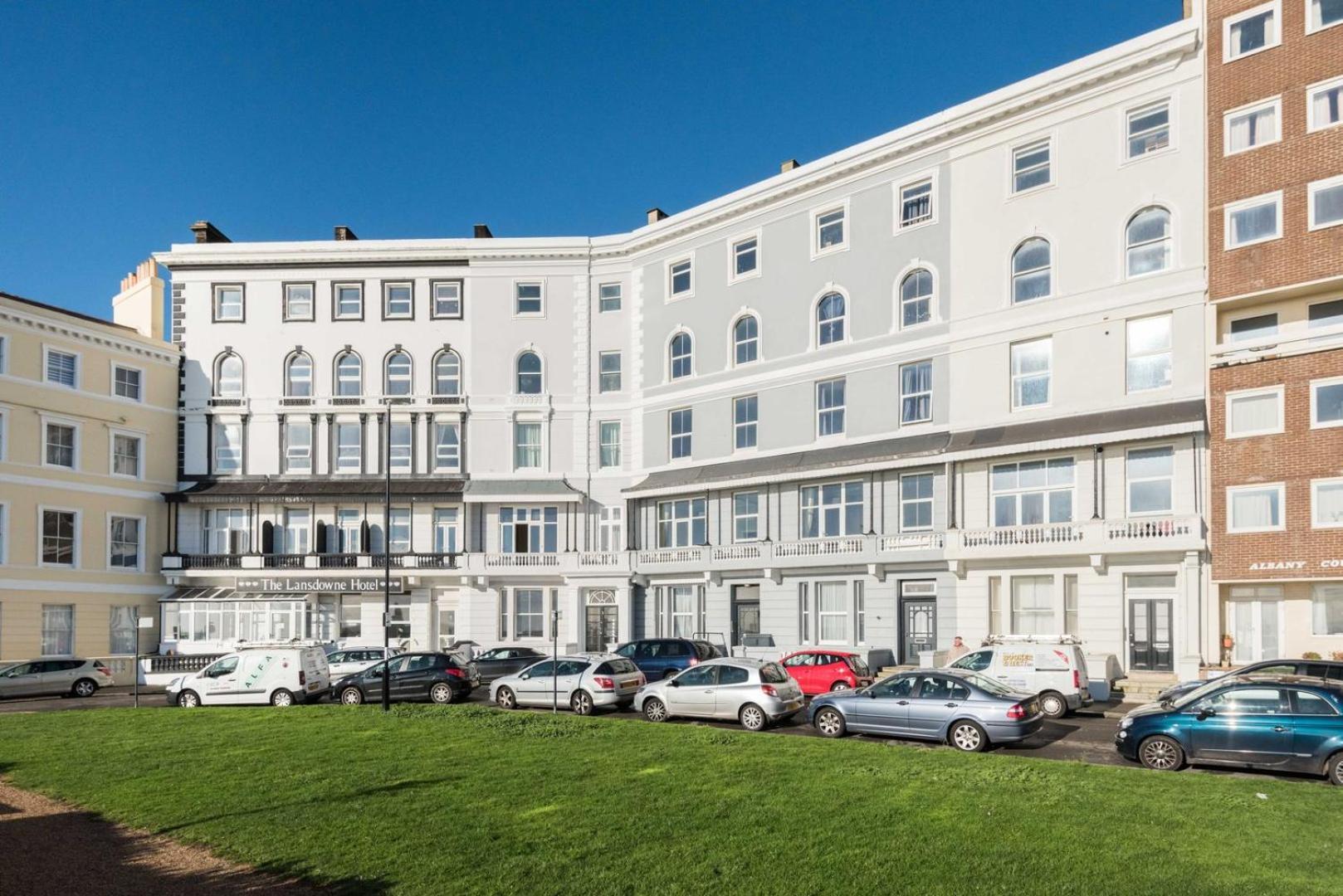 The Smugglers Retreat Apartment Hastings Exterior photo